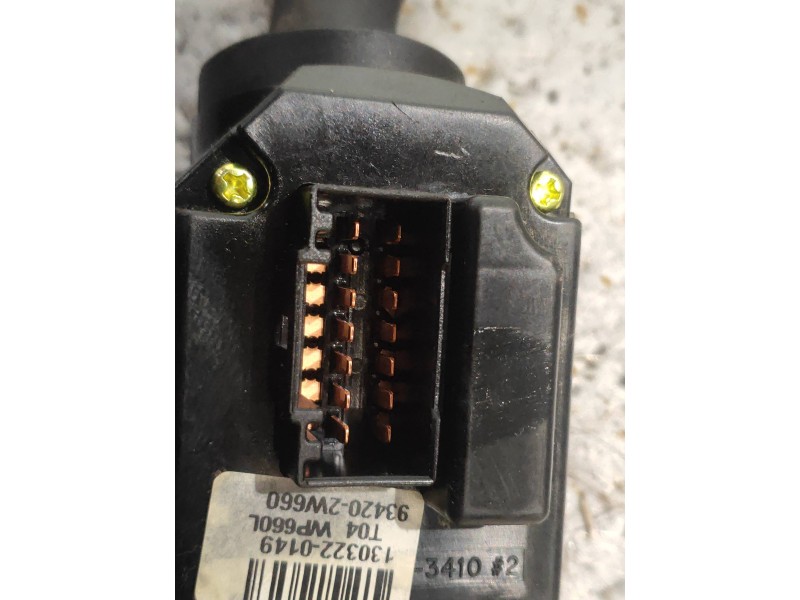 Recambio de mando limpia para hyundai santa fe (dm) tecno 4wd referencia OEM IAM 934202W660 1303220149 