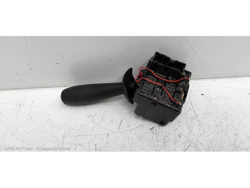 Recambio de mando limpia para dacia sandero comfort referencia OEM IAM E10645650  