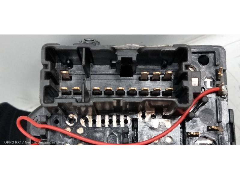 Recambio de mando limpia para dacia sandero comfort referencia OEM IAM E10645650  