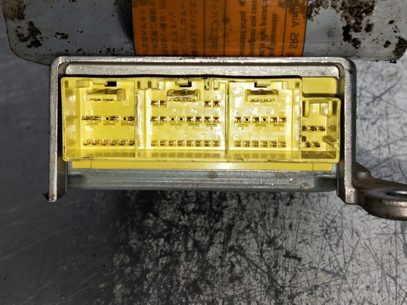 Recambio de centralita airbag para nissan terrano/terrano.ii (r20) referencia OEM IAM 0285001481 285562X200 