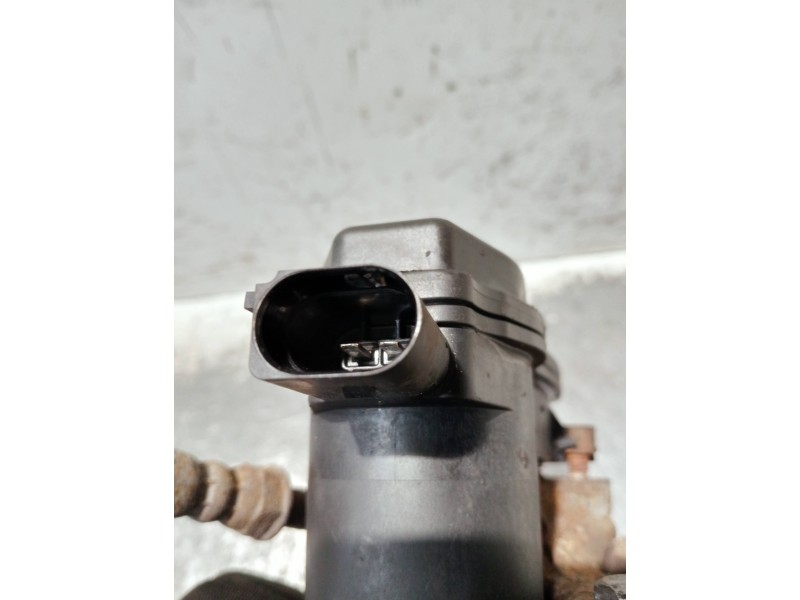 Recambio de pinza freno trasera derecha para audi a4 avant (8k5) (2008) referencia OEM IAM 32335478  