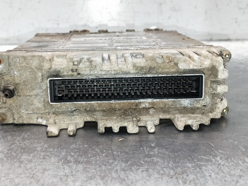 Recambio de centralita motor uce para seat ibiza (6k1) referencia OEM IAM 0281001584 028906021EK 