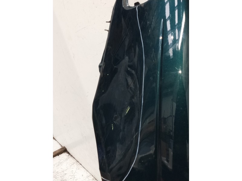 Recambio de aleta delantera izquierda para toyota avensis berlina (t 22) referencia OEM IAM   VER FOTOS