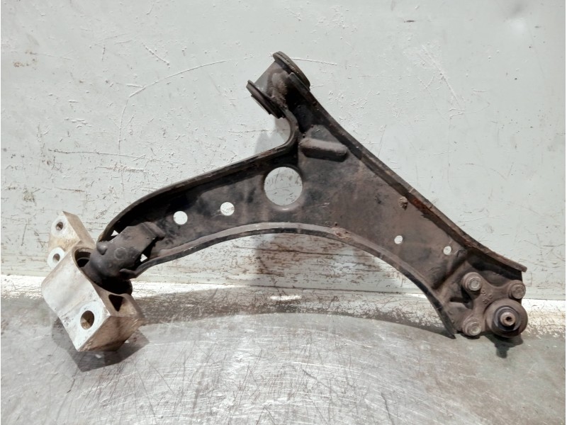 Recambio de brazo suspension inferior delantero derecho para volkswagen golf v berlina (1k1) referencia OEM IAM   