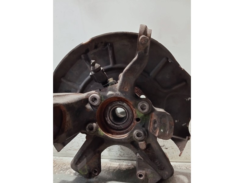 Recambio de mangueta delantera derecha para volkswagen golf v berlina (1k1) referencia OEM IAM 1K0615312  