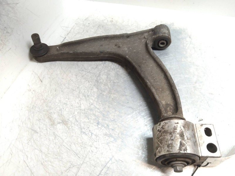 Recambio de brazo suspension inferior delantero izquierdo para opel signum básico referencia OEM IAM   