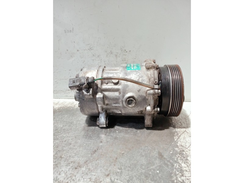 Recambio de compresor aire acondicionado para volkswagen golf iv berlina (1j1) referencia OEM IAM 1J0820803F  