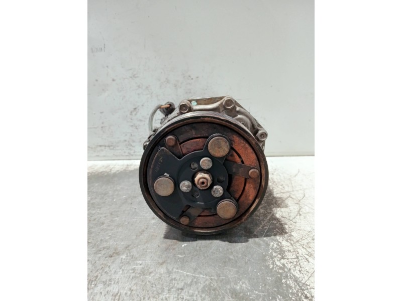 Recambio de compresor aire acondicionado para volkswagen golf iv berlina (1j1) referencia OEM IAM 1J0820803F  