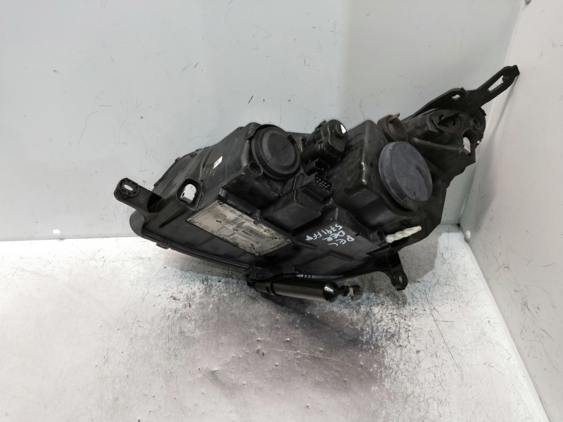 Recambio de faro derecho para citroen c5 berlina referencia OEM IAM 89900414  XENON