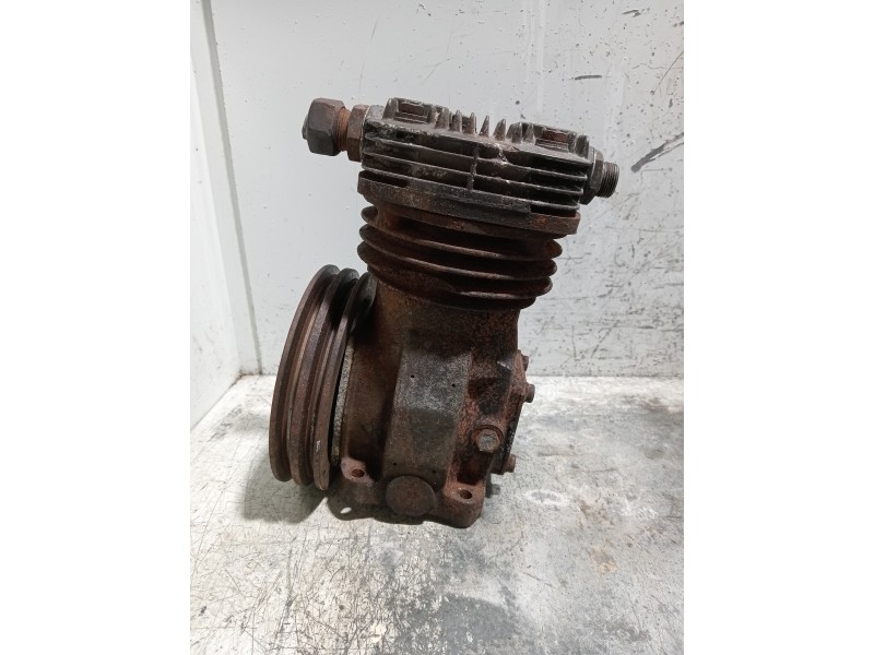 Recambio de bomba direccion para uro 150 turbo referencia OEM IAM   