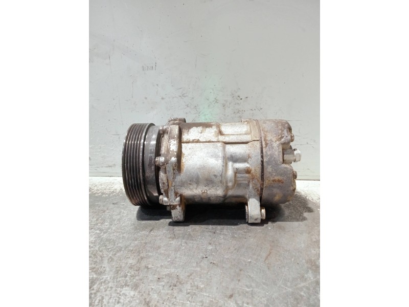 Recambio de compresor aire acondicionado para seat ibiza (6k1) referencia OEM IAM 1H0820803D  