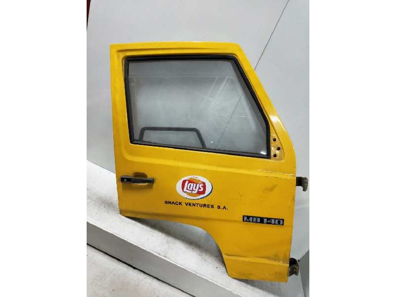 Recambio de puerta delantera derecha para mercedes mb serie:100 d caja abierta (w631) 2.4 diesel referencia OEM IAM    Recambio de puerta delantera derecha para mercedes mb serie:100 d caja abierta (w631) 2.4 diesel referencia OEM IAM