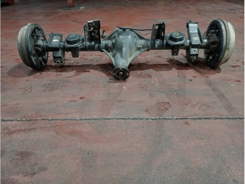 Recambio de puente trasero para nissan terrano/terrano.ii (r20) referencia OEM IAM   TAMBOR