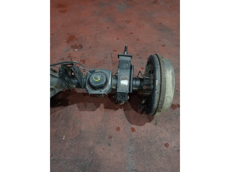 Recambio de puente trasero para nissan terrano/terrano.ii (r20) referencia OEM IAM   TAMBOR