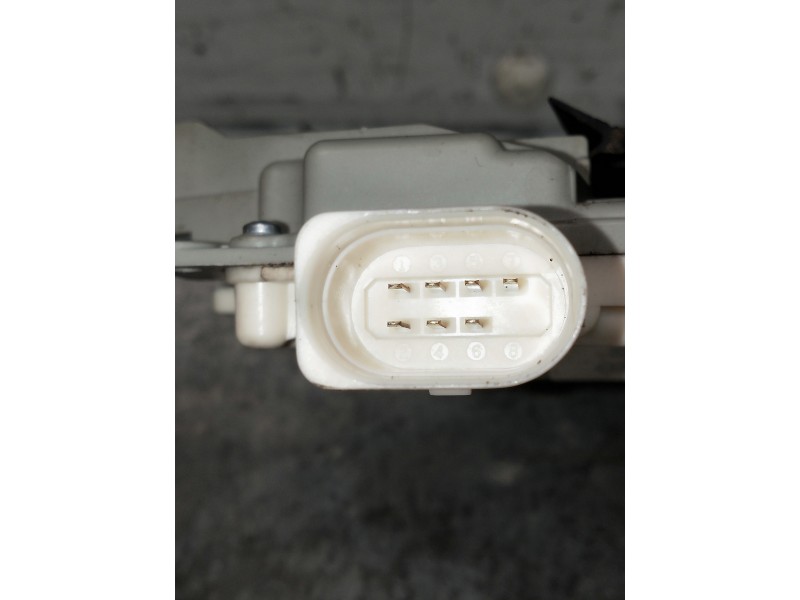 Recambio de motor cierre centralizado delantero derecho para audi a4 avant (8k5) (2008) referencia OEM IAM 8J1837016A  5P