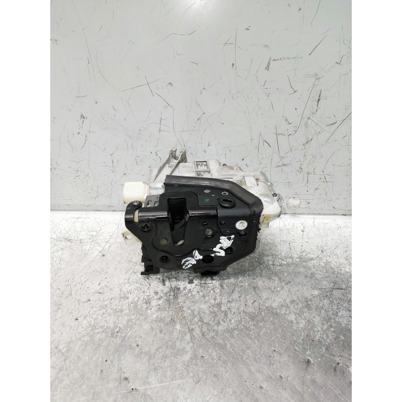 Recambio de motor cierre centralizado trasero derecho para audi a4 avant (8k5) (2008) referencia OEM IAM 8K0839016  5P