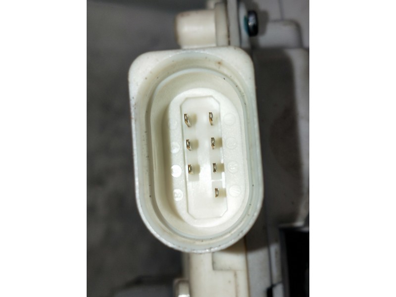 Recambio de motor cierre centralizado trasero derecho para audi a4 avant (8k5) (2008) referencia OEM IAM 8K0839016  5P