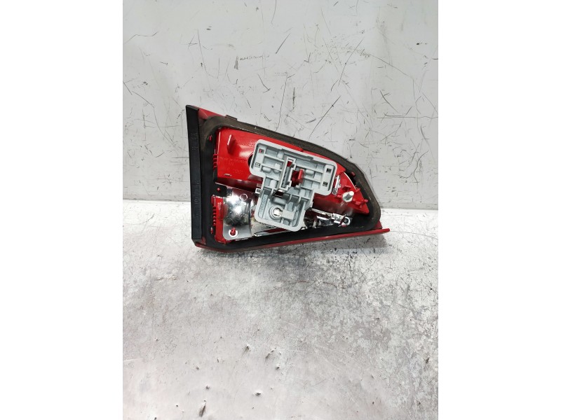 Recambio de piloto trasero derecho interior para audi a4 avant (8k5) (2008) referencia OEM IAM   