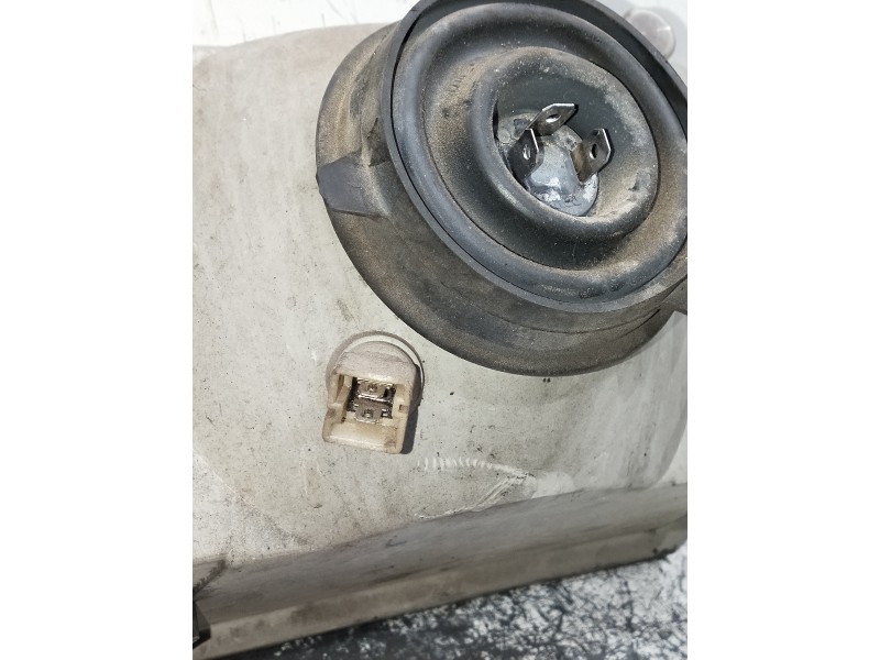 Recambio de faro derecho para seat ibiza sx referencia OEM IAM X039739900 67620081 