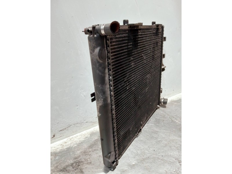 Recambio de radiador agua para mercedes clase e (w124) berlina referencia OEM IAM 209216243 210215244 