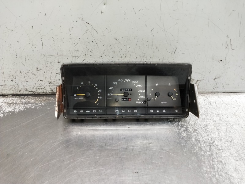 Recambio de cuadro instrumentos para seat ibiza sx referencia OEM IAM 39609290  