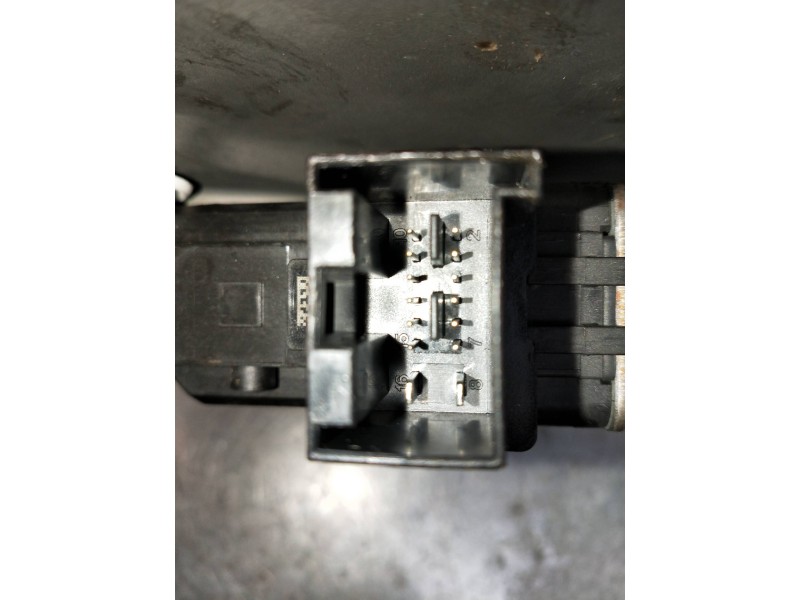 Recambio de elevalunas delantero derecho para skoda fabia (5j2 ) referencia OEM IAM 6R0959802P  5P