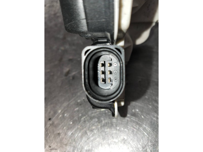 Recambio de motor cierre centralizado trasero derecho para skoda fabia (5j2 ) referencia OEM IAM 1S4839016C  5P