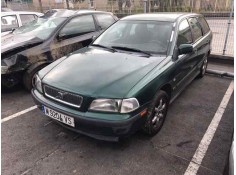volvo v40 familiar del año 1998