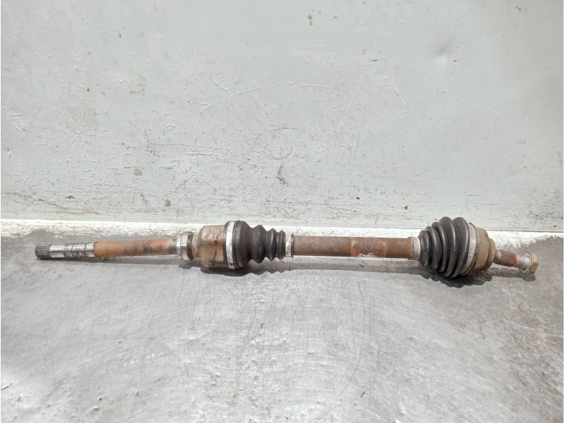 Recambio de transmision delantera derecha para peugeot 207 1.6 hdi referencia OEM IAM   