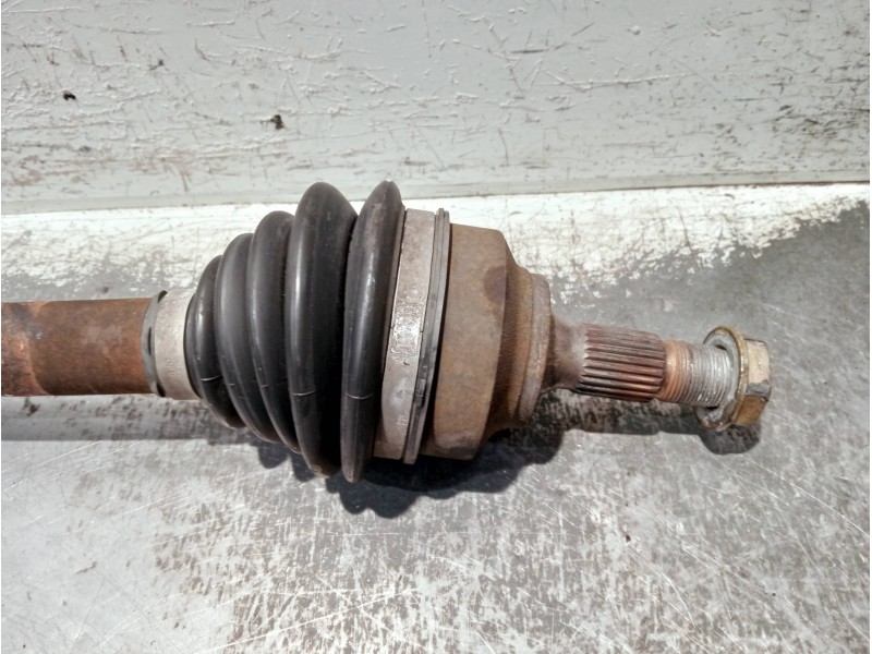 Recambio de transmision delantera derecha para peugeot 207 1.6 hdi referencia OEM IAM   