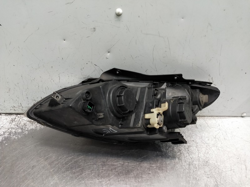 Recambio de faro derecho para hyundai i30 referencia OEM IAM   