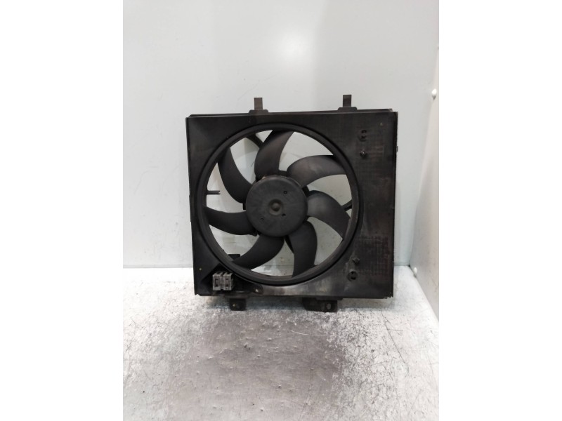 Recambio de electroventilador para citroen c3 referencia OEM IAM M143131 AD1264 