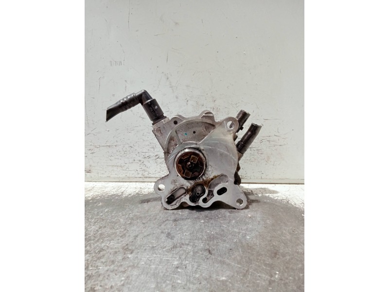 Recambio de depresor freno / bomba vacio para volkswagen passat berlina (3c2) referencia OEM IAM 03G145209  