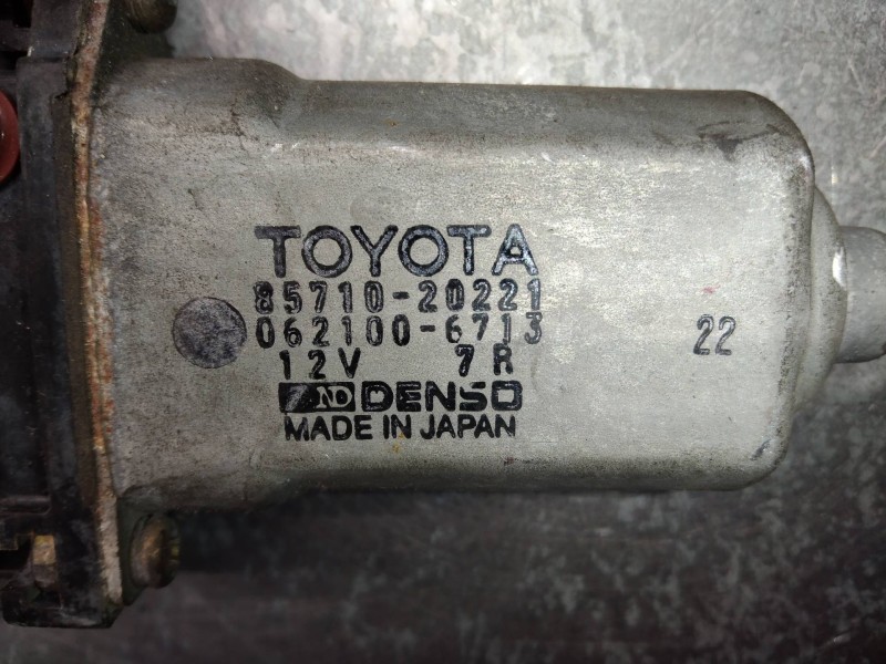 Recambio de elevalunas delantero derecho para toyota celica (t20) 1.8 st referencia OEM IAM 8571020221 0621006713 3P