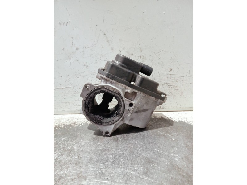 Recambio de valvula egr para volkswagen passat berlina (3c2) referencia OEM IAM 03G131501 216035358 