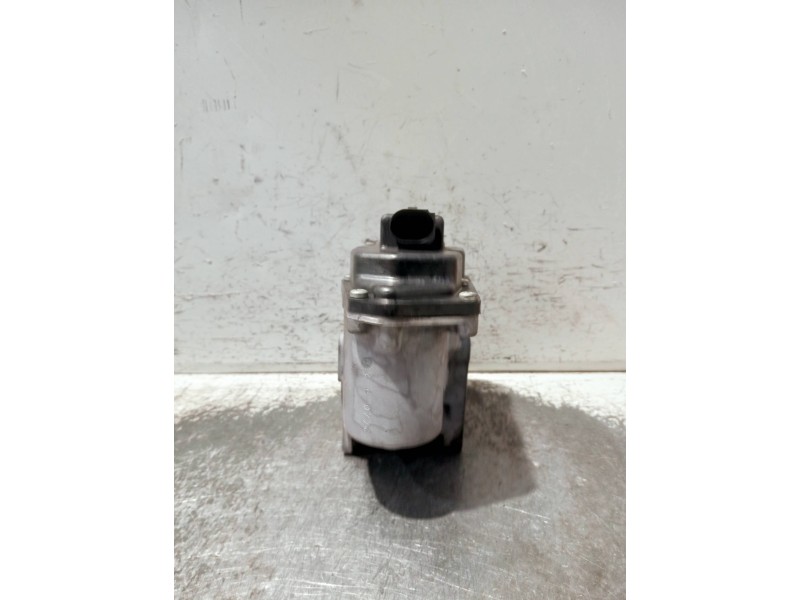 Recambio de valvula egr para volkswagen passat berlina (3c2) referencia OEM IAM 03G131501 216035358 