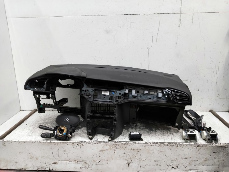 Recambio de kit airbag para citroen c3 referencia OEM IAM 9676209280 620674300 610792301