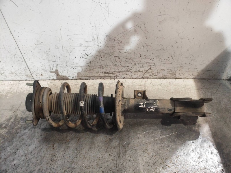 Recambio de amortiguador delantero izquierdo para hyundai santa fe (dm) tecno 4wd referencia OEM IAM 546512W750  