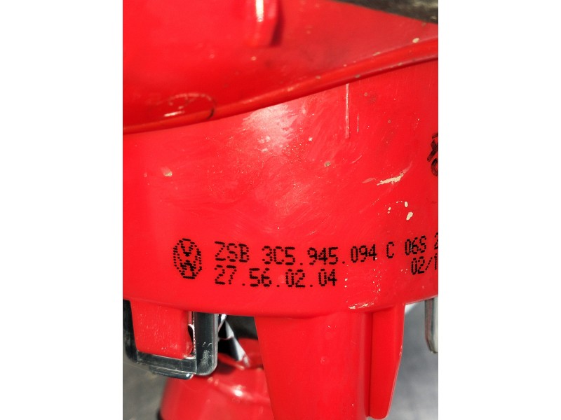 Recambio de piloto trasero derecho interior para volkswagen passat berlina (3c2) referencia OEM IAM 3C5945094  