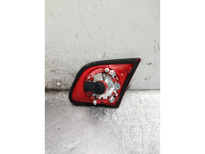 Recambio de piloto trasero izquierdo interior para volkswagen passat berlina (3c2) referencia OEM IAM 3C5945093  