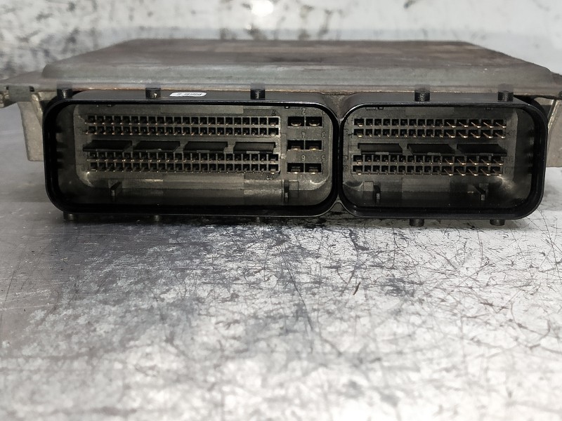 Recambio de centralita motor uce para volkswagen passat berlina (3c2) referencia OEM IAM 03G906018CD 5WP45600AA 