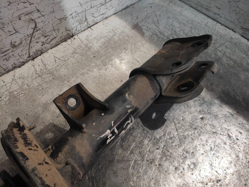 Recambio de amortiguador delantero izquierdo para hyundai santa fe (dm) tecno 4wd referencia OEM IAM 546512W750  