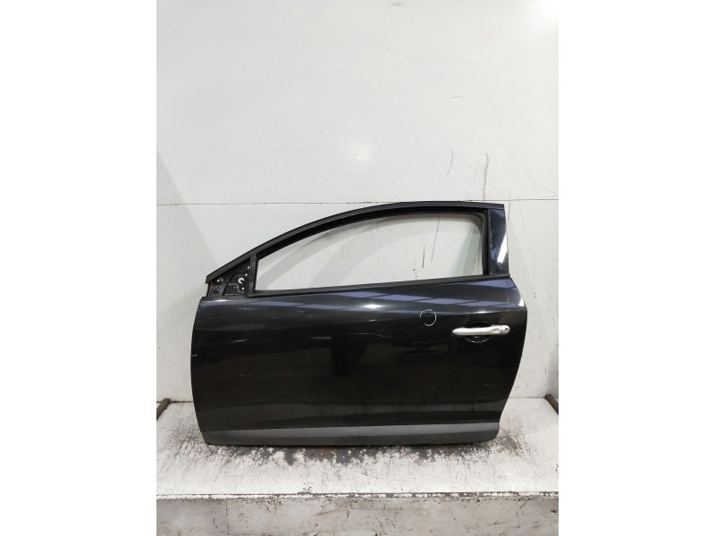 Recambio de puerta delantera izquierda para renault megane iii coupe dynamique referencia OEM IAM   3P