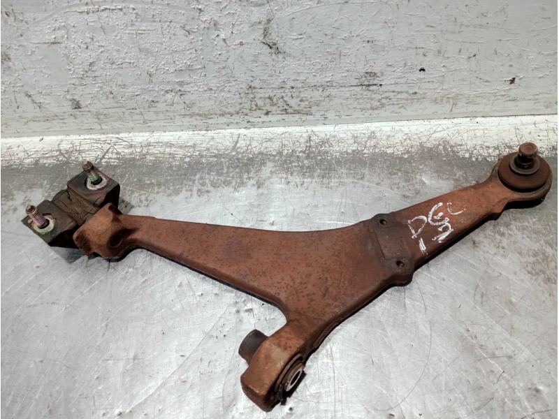 Recambio de brazo suspension inferior delantero izquierdo para citroen saxo referencia OEM IAM   