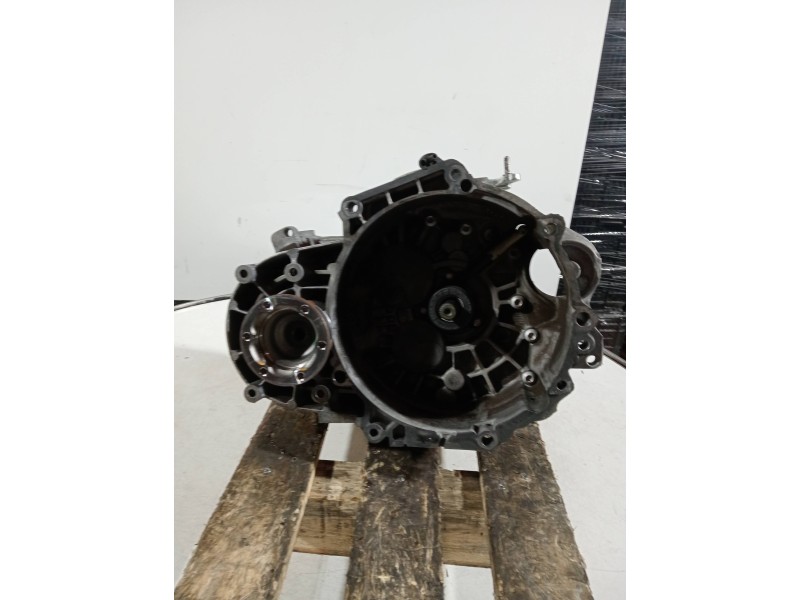 Recambio de caja cambios para volkswagen tiguan (5n2) referencia OEM IAM NFZ 19064 142311 0935 6V