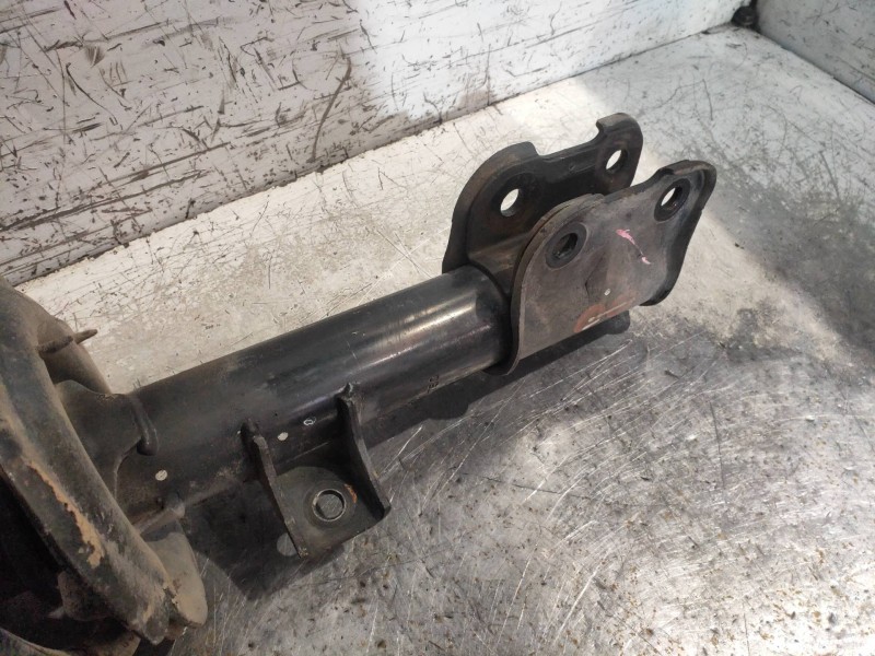 Recambio de amortiguador delantero derecho para hyundai santa fe (dm) tecno 4wd referencia OEM IAM 546612W750  