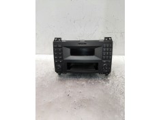 Recambio de sistema audio / radio cd para mercedes sprinterii caja cerrada (desde 01.06) referencia OEM IAM A9069003103  