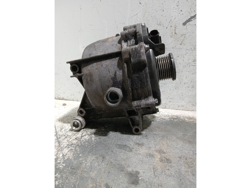 Recambio de alternador para mercedes clase m (w163) referencia OEM IAM 01220AA1P0 A0001502250 A6281540103