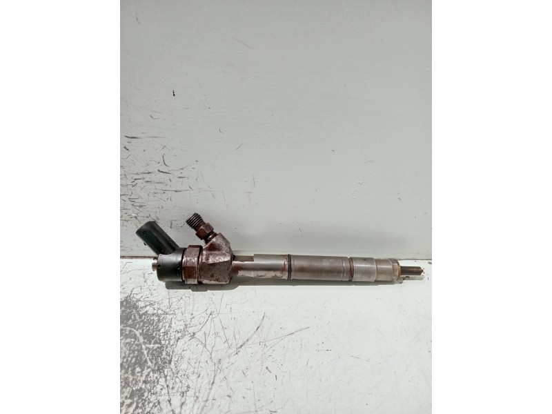 Recambio de inyector para mercedes clase a (w168) referencia OEM IAM A6680700987 0445110116 BOSCH