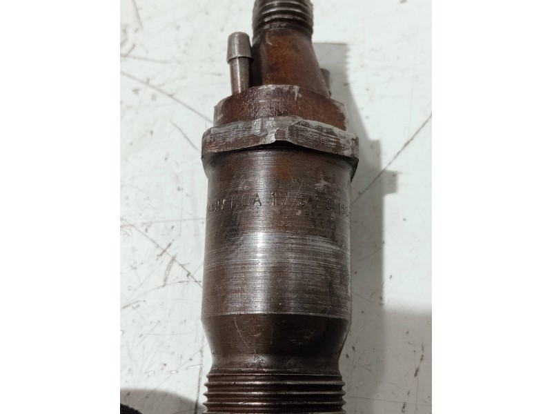 Recambio de inyector para jeep gr.cherokee (zj)/(z) referencia OEM IAM KCA17S70 BOSCH 